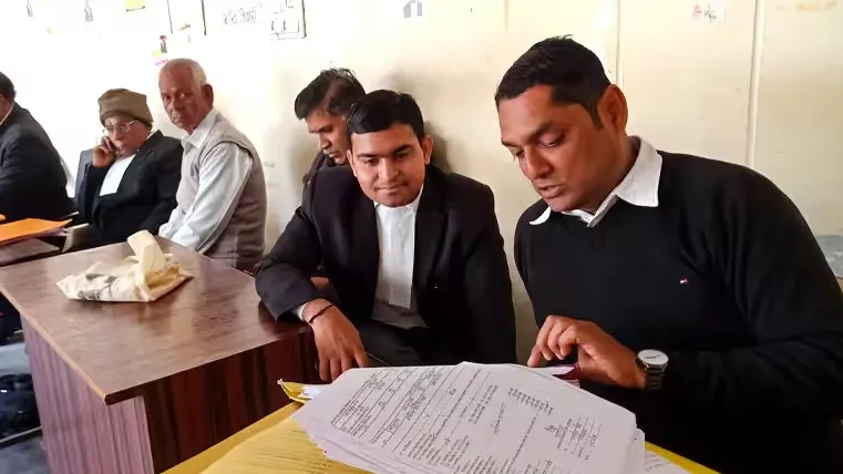 जूनियर वकील