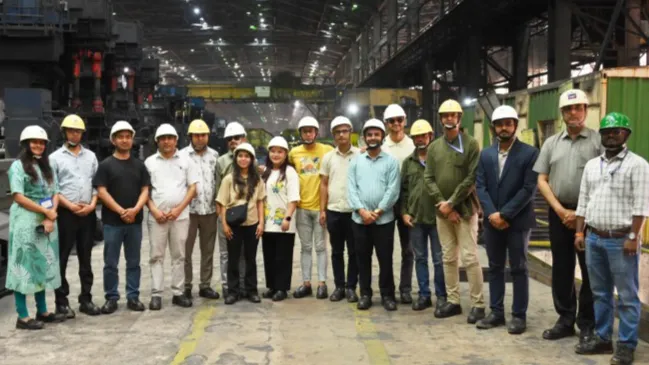 Sikkim journalists visit Bhilai Steel Plant on PIB media tour