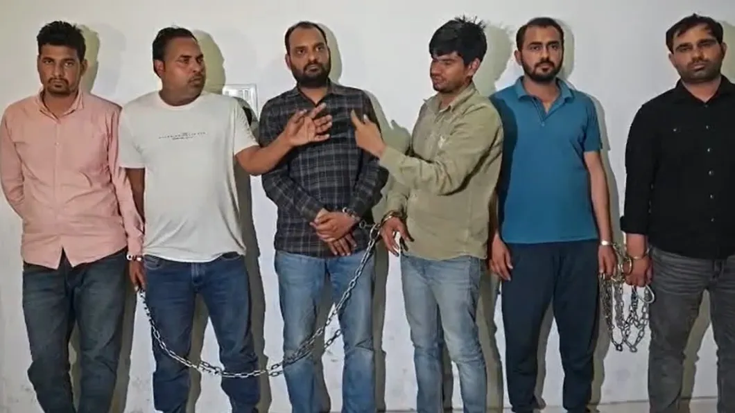 आरोपी