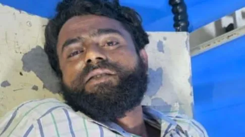 कार से युवक को फेंका