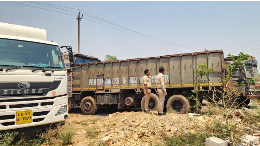 अवैध ट्रक