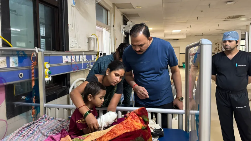 स्वास्थ्य मंत्री