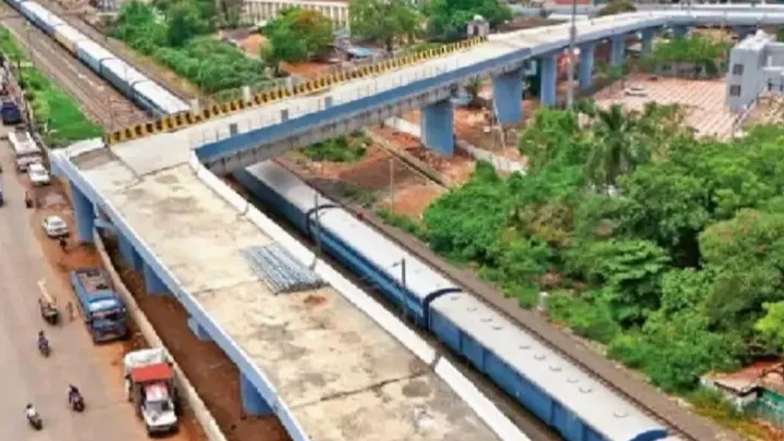 90 डिग्री वाला ओवरब्रिज