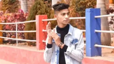 आयुष झारिया