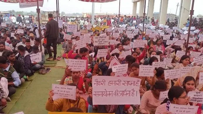 टीईटी पास शिक्षकों का 5 सितंबर को नवा रायपुर में धरना 