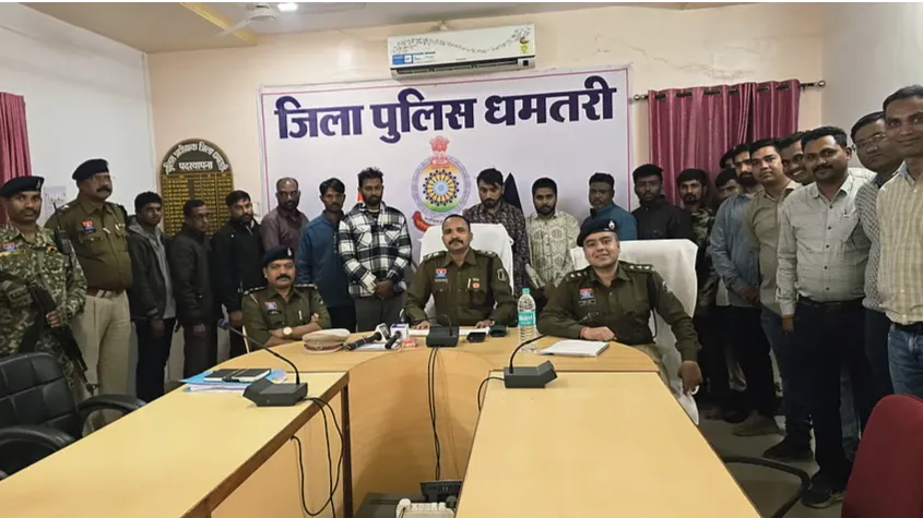 फर्जी इनमक टैक्स ऑफिसर गिरफ्तार