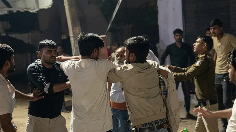 डायल 112 पायलट