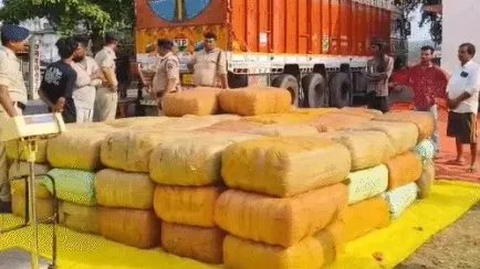 गांजा तस्कर गिरफ्तार-बलरामपुर