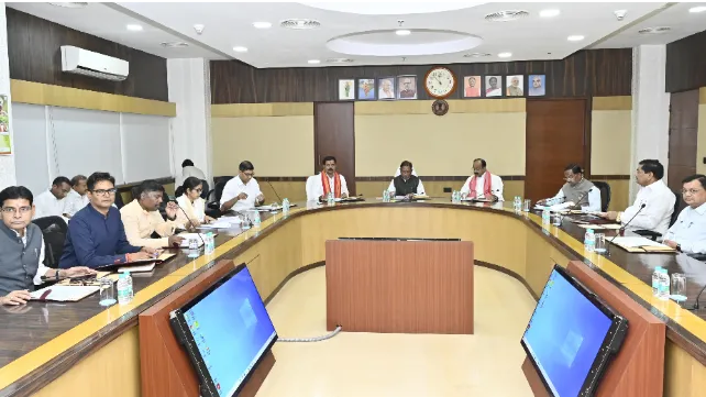 बर्खास्त बीएड शिक्षक बहाल