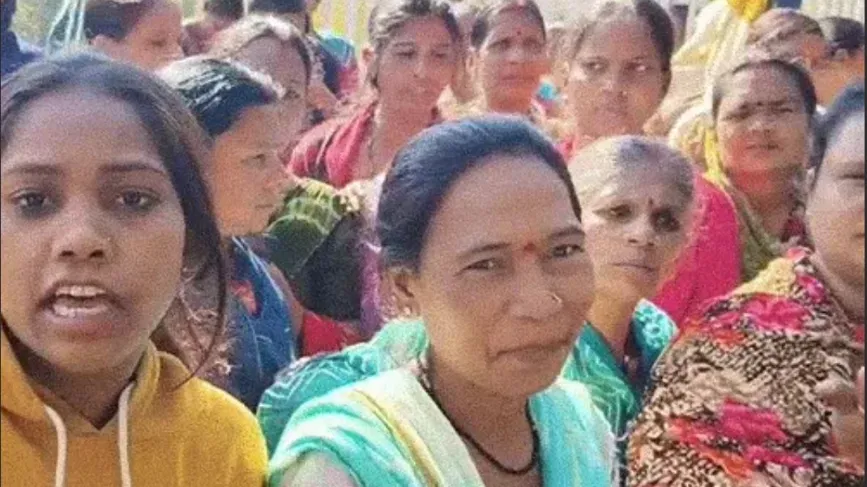 Bilaspur maids protest over wage, leave, travel distance