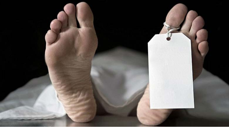 नए साल का जश्न मनाकर लौट रहे तीन दोस्तों की हादसे में मौत, चौथा गंभीर