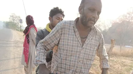 शिकारी गिरफ्तार