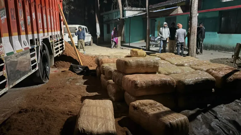 गांजा जब्त