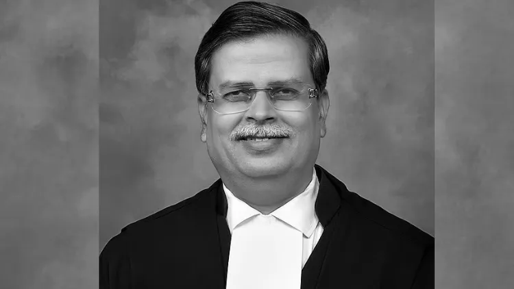 जस्टिस माधव जामदार