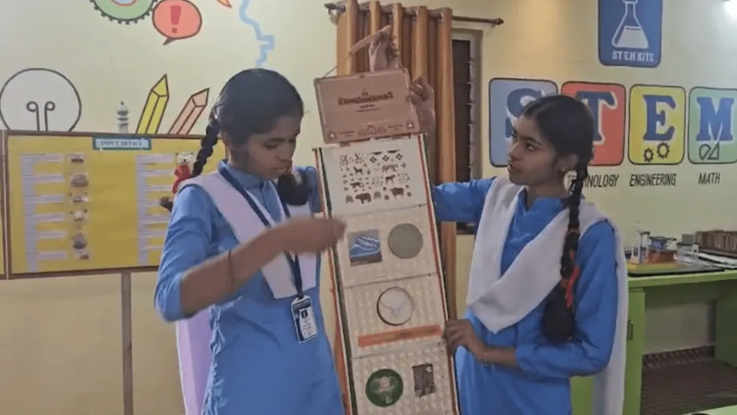 कविता साहू और अंजलि चौहान