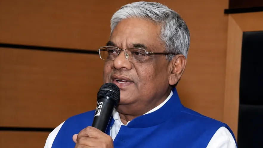  अरुण पन्नालाल 