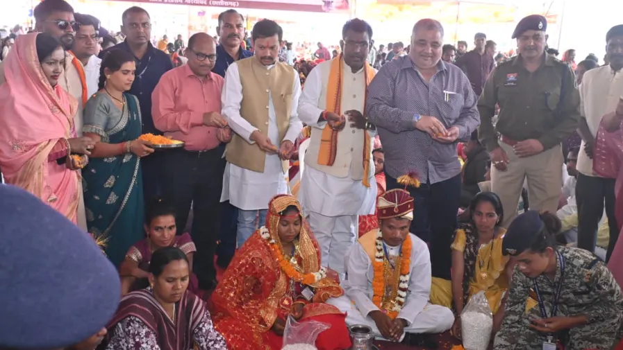 नक्सली शादी
