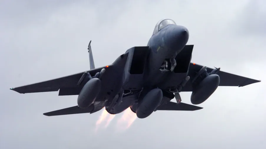 F-15 fighter jet