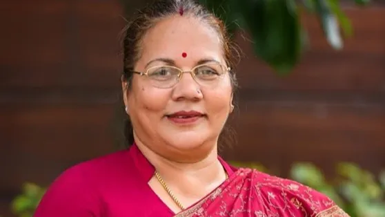  किरणमयी नायक