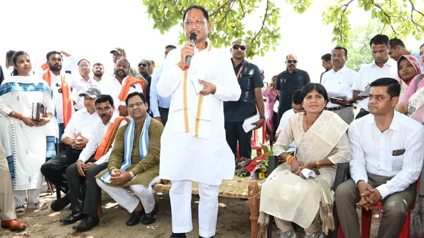 सब इंजीनियर को फटकार