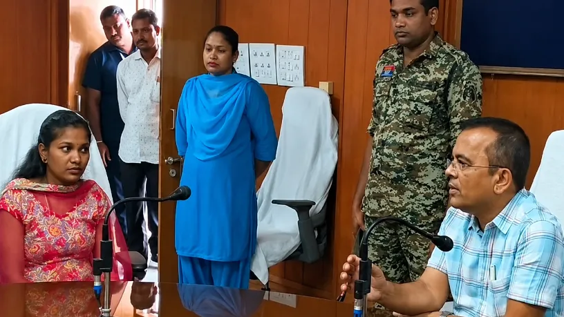 मुस्कान प्रधान-कलेक्टर